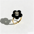 Young 2022 Ring - Black